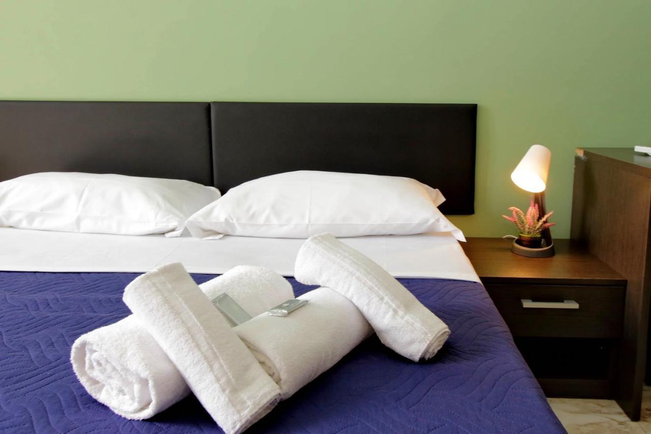 Lucky Stars Rooms Roma Dış mekan fotoğraf